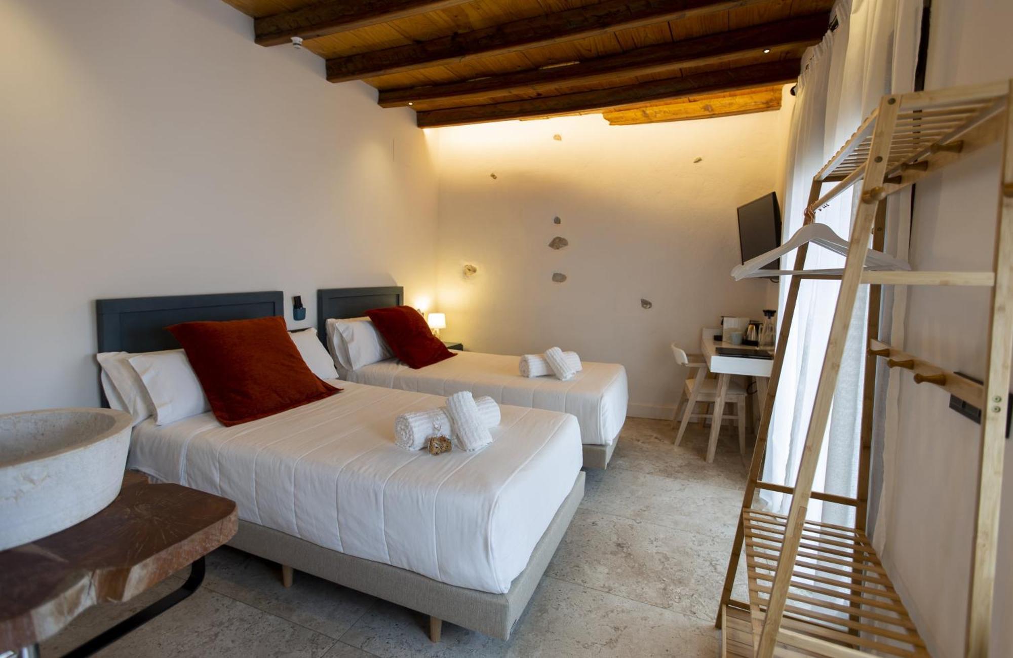 Hotel Poeta Jorge Manrique Сегура-де-ла-Сьерра Экстерьер фото