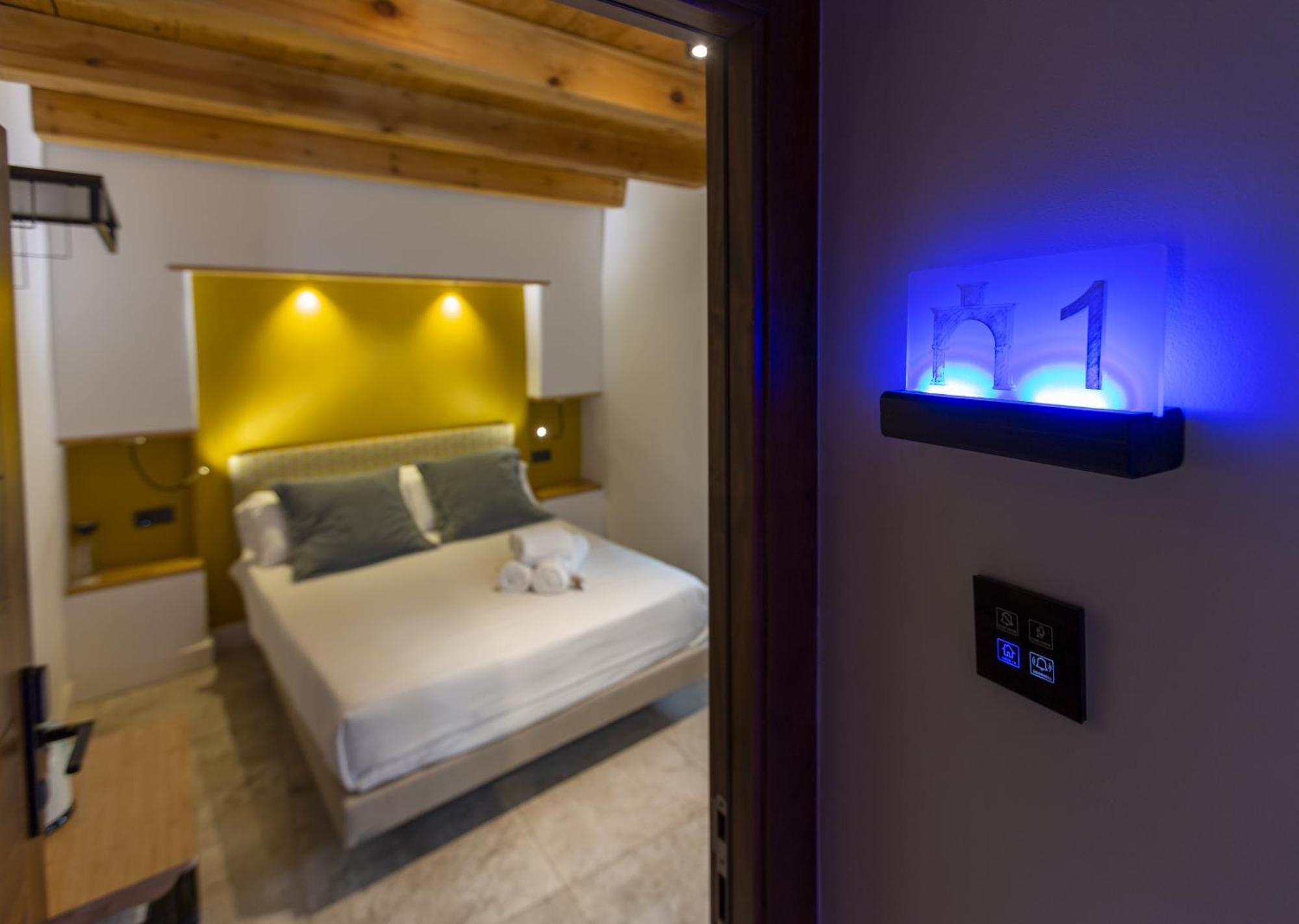 Hotel Poeta Jorge Manrique Сегура-де-ла-Сьерра Номер фото